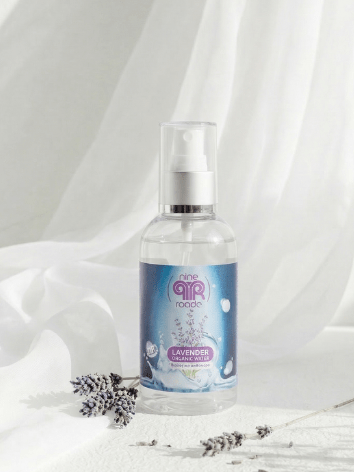 Ανθόνερο λεβάντας